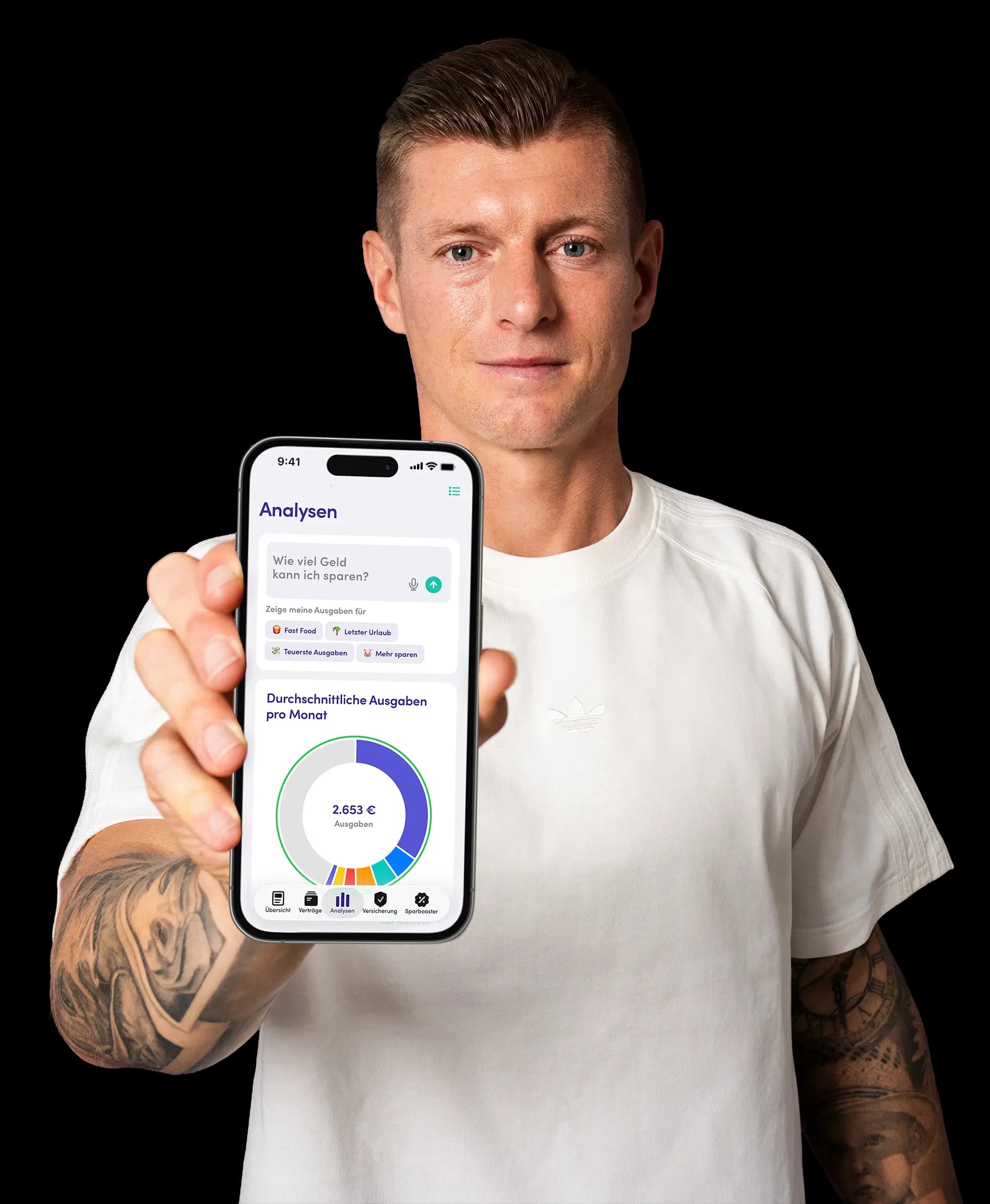 Toni Kroos zeigt die Finanzguru KI-Analyse in der App